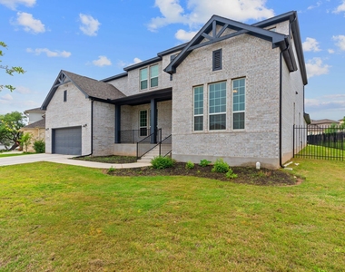 309 Pear Tree Ln - Photo Thumbnail 3