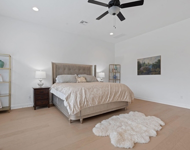 309 Pear Tree Ln - Photo Thumbnail 21