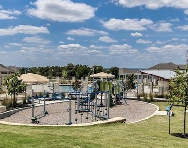 108 Meadow Wood Cv - Photo Thumbnail 4