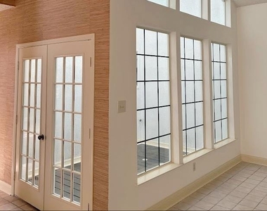 10215 River Plantation Dr - Photo Thumbnail 5