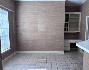 10215 River Plantation Dr - Photo Thumbnail 11