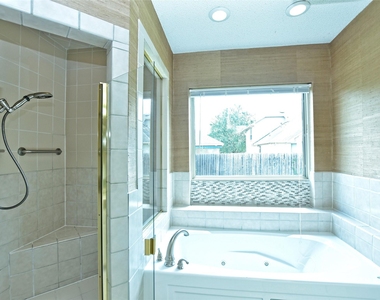 10215 River Plantation Dr - Photo Thumbnail 19