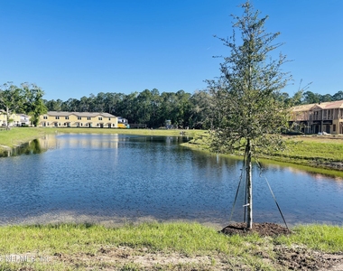 291 Pasadena Drive - Photo Thumbnail 14