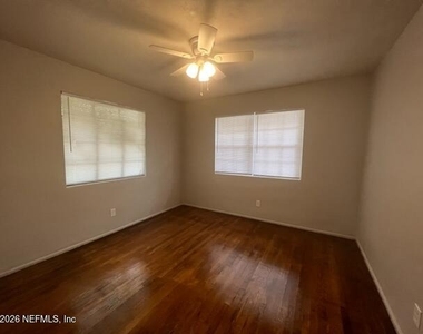 3119 Belden Circle - Photo Thumbnail 4