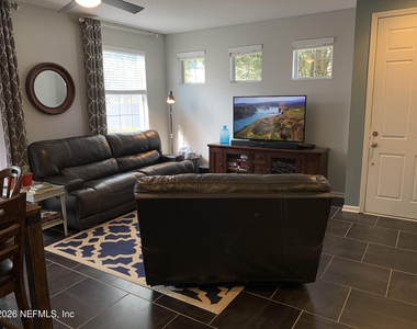 3740 Creswick Circle - Photo Thumbnail 6