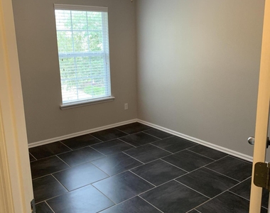 3740 Creswick Circle - Photo Thumbnail 20