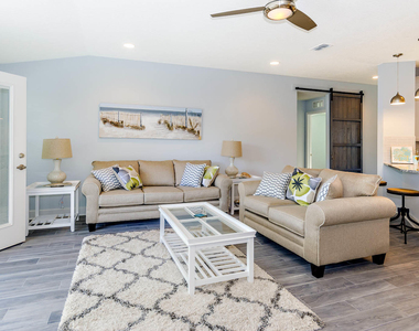 707 Amberjack Lane - Photo Thumbnail 5