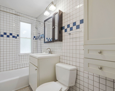 319 Chicago Avenue - Photo Thumbnail 9