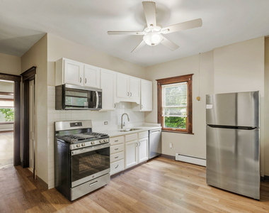 319 Chicago Avenue - Photo Thumbnail 7