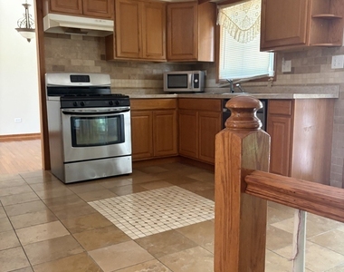 14310 Mallard Drive - Photo Thumbnail 6