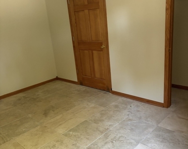 14310 Mallard Drive - Photo Thumbnail 11