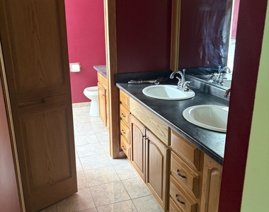 14310 Mallard Drive - Photo Thumbnail 16