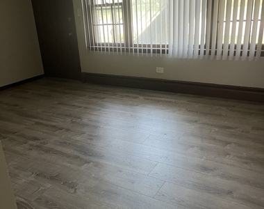 7831 Roberts Road - Photo Thumbnail 2