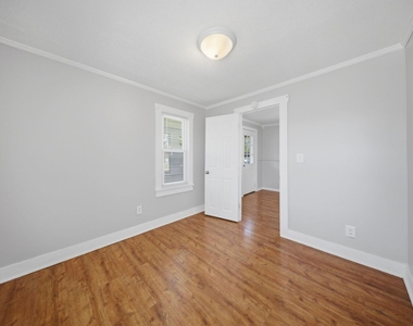 809 W Park Avenue - Photo Thumbnail 10