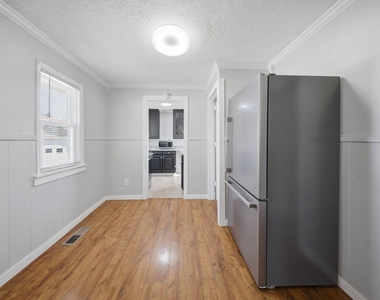 809 W Park Avenue - Photo Thumbnail 6
