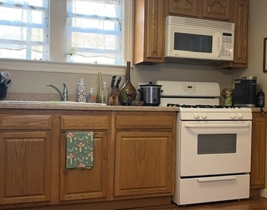 7535 W Foster Avenue - Photo Thumbnail 6