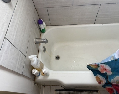 7535 W Foster Avenue - Photo Thumbnail 15