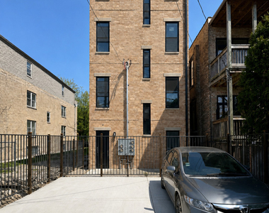 1416 N Maplewood Avenue - Photo Thumbnail 23