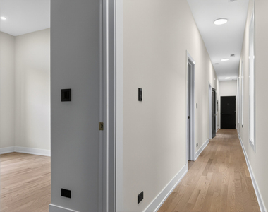 1416 N Maplewood Avenue - Photo Thumbnail 12