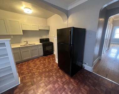 1439 W 93rd Street - Photo Thumbnail 2