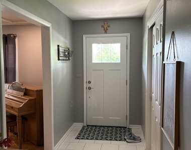 609 W Gartner Road - Photo Thumbnail 7