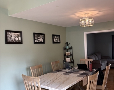 609 W Gartner Road - Photo Thumbnail 6