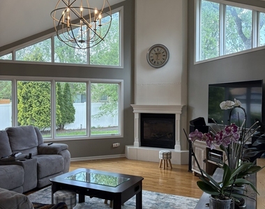 609 W Gartner Road - Photo Thumbnail 3