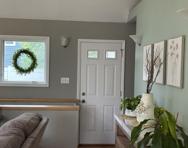 609 W Gartner Road - Photo Thumbnail 16