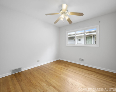 569 S Park Road - Photo Thumbnail 7