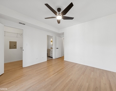 1064 N Marshfield Avenue - Photo Thumbnail 9