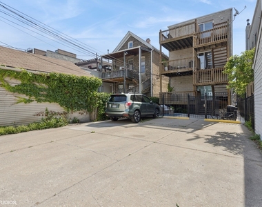 1064 N Marshfield Avenue - Photo Thumbnail 13