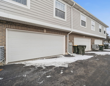7214 Farmstead Lane - Photo Thumbnail 24