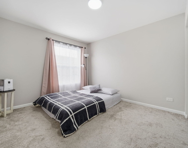 7214 Farmstead Lane - Photo Thumbnail 15