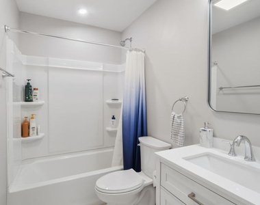 7214 Farmstead Lane - Photo Thumbnail 13