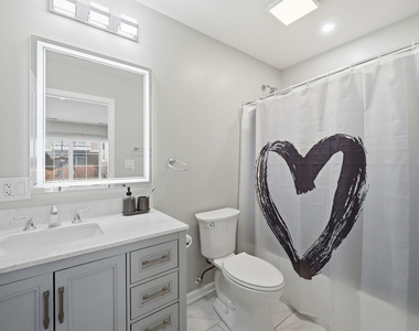 7214 Farmstead Lane - Photo Thumbnail 20