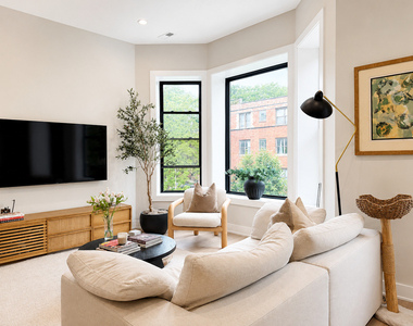 1309 N Rockwell Street - Photo Thumbnail 8
