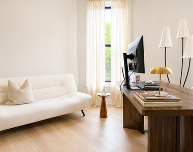 1309 N Rockwell Street - Photo Thumbnail 11