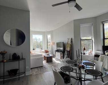 1456 W Addison Street - Photo Thumbnail 1