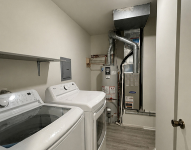 355 Lambert Drive - Photo Thumbnail 12