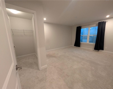 406 Riverclub Road - Photo Thumbnail 28
