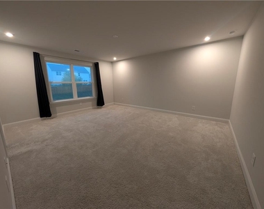 406 Riverclub Road - Photo Thumbnail 25