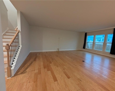 406 Riverclub Road - Photo Thumbnail 23