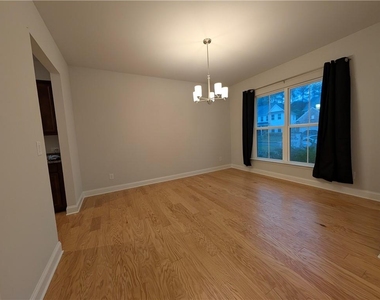 406 Riverclub Road - Photo Thumbnail 14