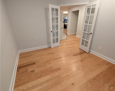 406 Riverclub Road - Photo Thumbnail 16