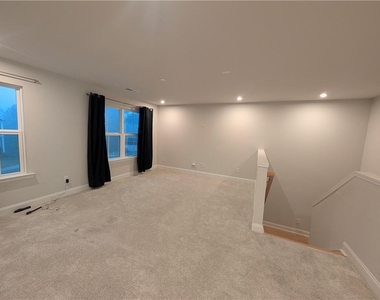 406 Riverclub Road - Photo Thumbnail 29