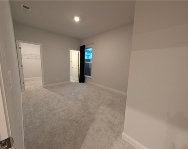406 Riverclub Road - Photo Thumbnail 36