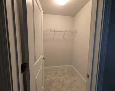 406 Riverclub Road - Photo Thumbnail 33
