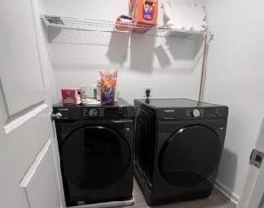 6050 Sanford Place N - Photo Thumbnail 7