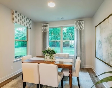 7930 Tiberon Pkwy - Photo Thumbnail 6