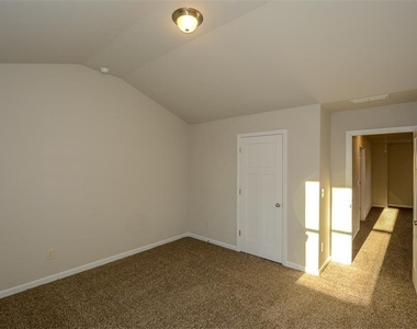 3319 Mulberry Cove Way - Photo Thumbnail 20